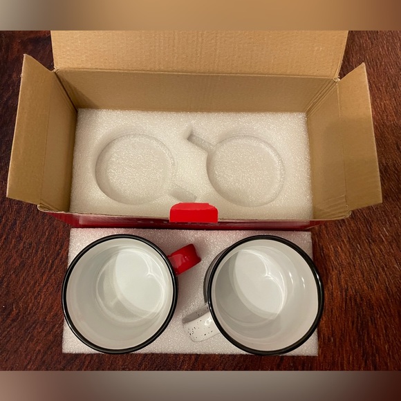 Christmas Guess Mugs - Picture 5 of 5